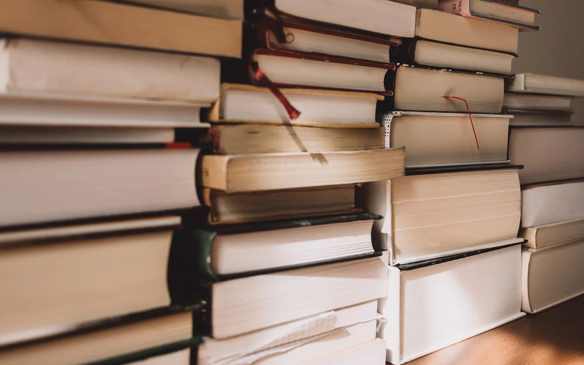 Avviso pubblico per la cessione gratuita dei materiali scartati dalla biblioteca comunale